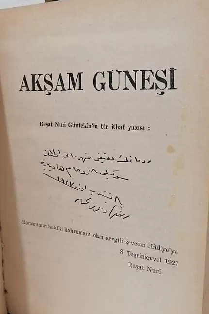 Akşam Güneşi Romanı kime ait