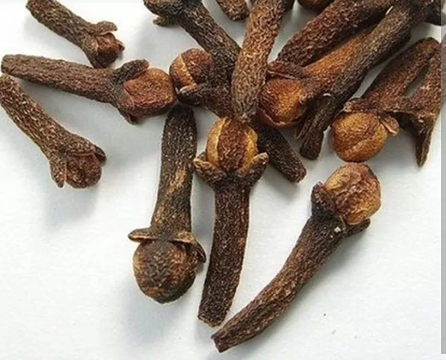 Karanfilin Faydaları Nelerdir? Karanfil Neye İyi Gelir?