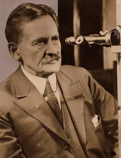 Albert Abraham Michelson Kimdir? Hayatı Ve Buluşları Nelerdir?