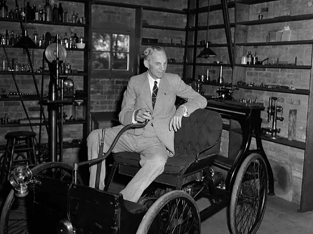 Henry Ford Kimdir?Hayatı Ve Başarıları Nelerdir?