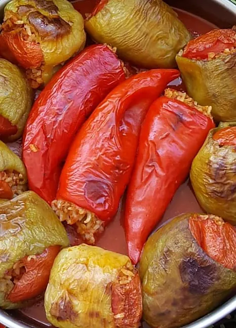 Fırında Biber  Dolma Tarifi Nasıl Hazırlanır ?