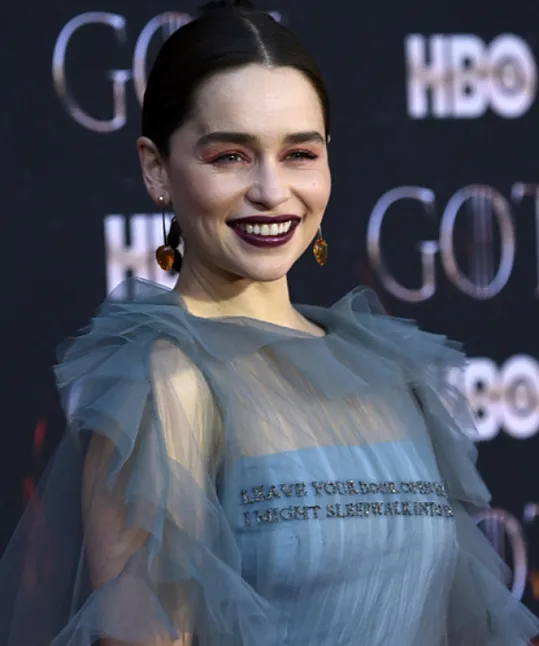 Emilia Clarke Kimdir ?Filmleri Ve dizileri 