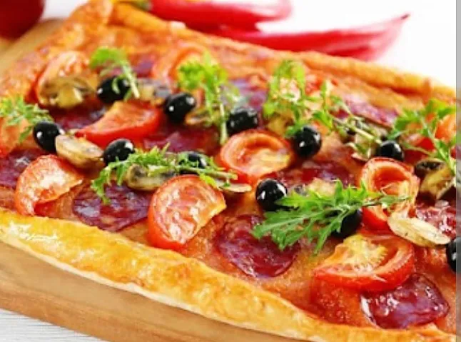 Domatesli Milföy Pizza Tarifi | Nasıl Yapılır?