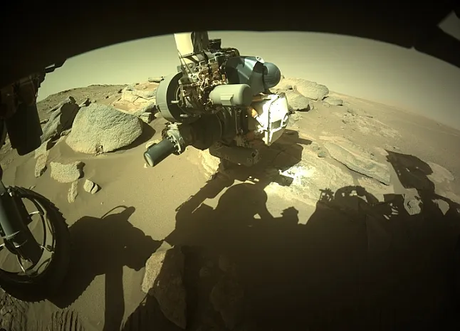 Perseverance rover, Mars'tan üçüncü katmanlı kaya örneğini başarıyla aldı