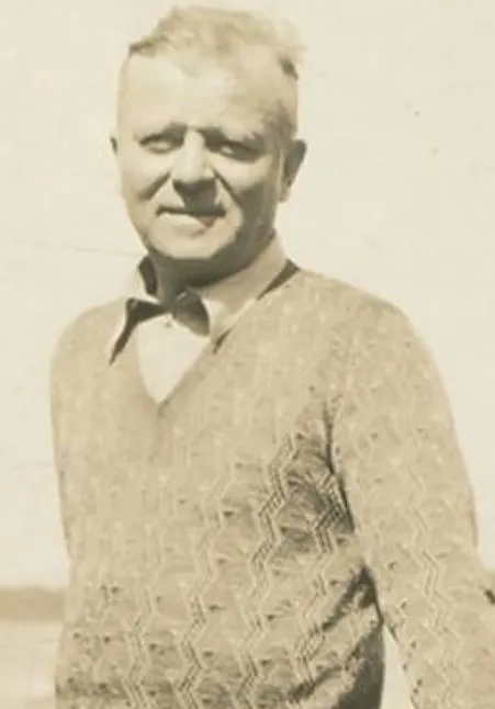 Arthur Dove Kimdir?