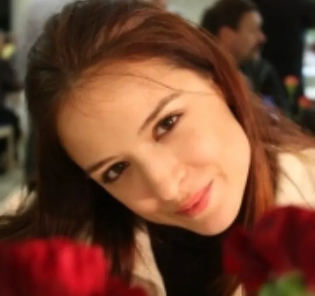 1645385471 Demet Şaşmaz Kimdir?