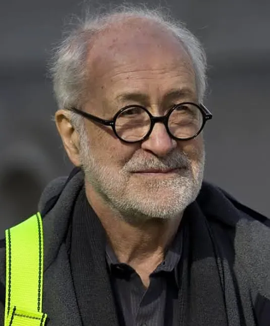 Hans Haacke'nin özgeçmişi Hans Haacke Kimdir?