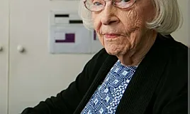 Carmen Herrera Kimdir?