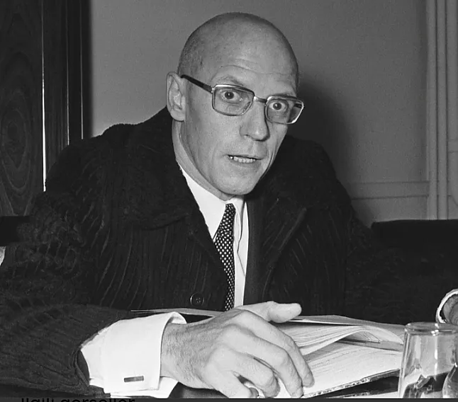 MİCHEL FOUCAULT KİMDİR?