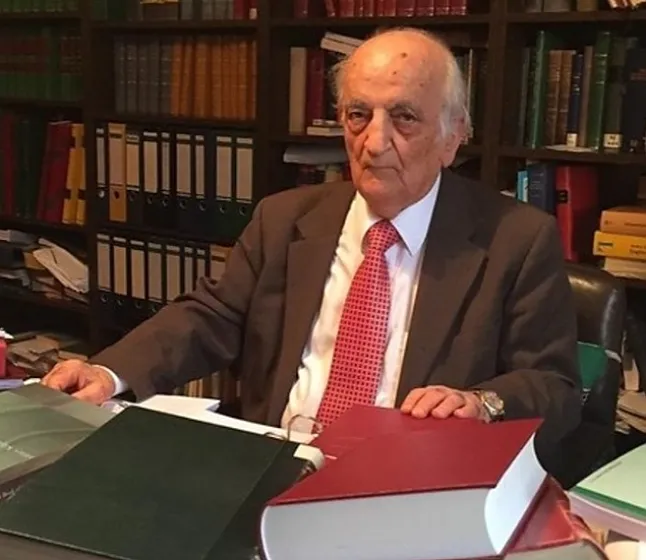 Fuat Sezgin çalışmaları Fuat Sezgin Kariyer