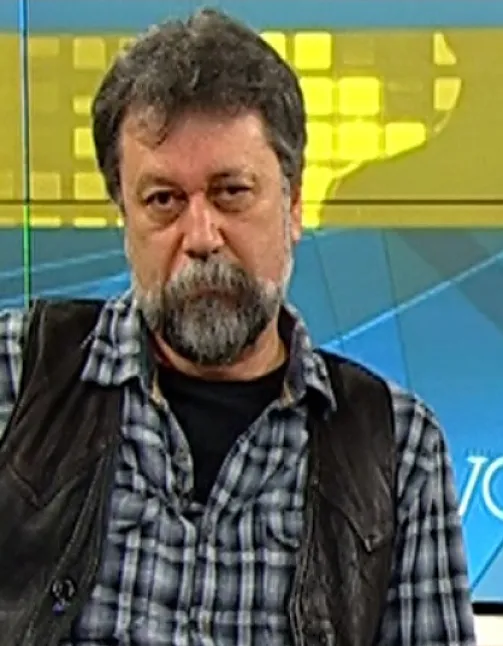1648729058 Coşkun Irmak hayatı