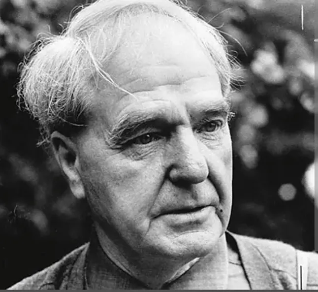 Henry Moore Kimdir ?