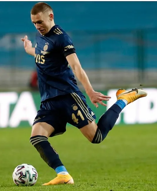 Attila Szalai Kimdir ?