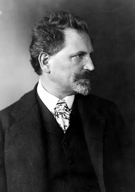 Alphonse Mucha Yaşamı