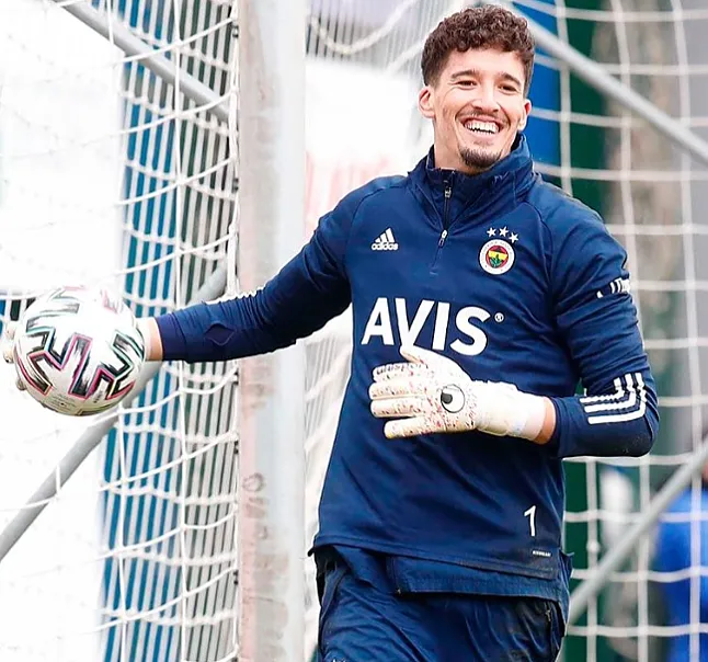 Altay Bayındır Kimdir  ?