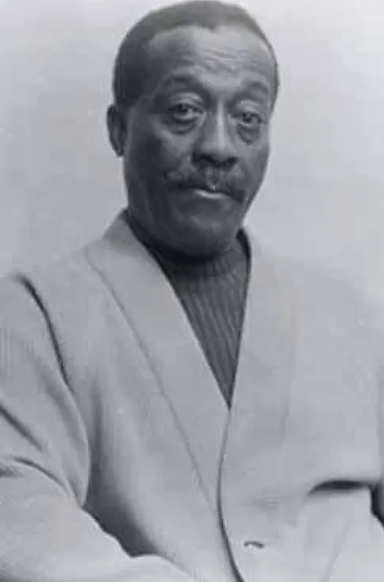 Norman Lewis Kimdir?