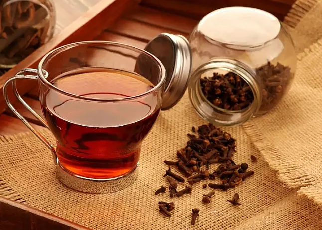 Karanfil Çayının Faydaları Nelerdir? Karanfil Çayı Nasıl Yapılır?