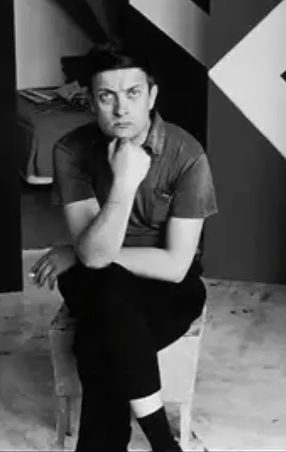 Kenneth Noland'ın Yaşamı Hakkında Bilgiler Kenneth Noland Kimdir ?