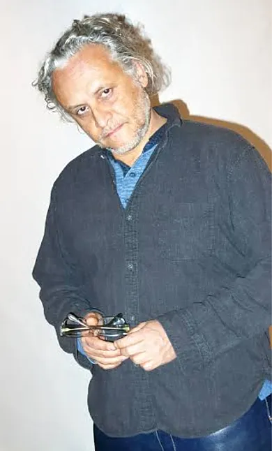 Gabriel Orozco'nun özgeçmişi hakkında bilgiler Gabriel Orozco Biyografi