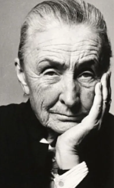 Georgia O'Keeffe Kimdir ?