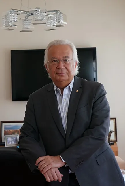 Eşref Hamamcıoğlu biyografi