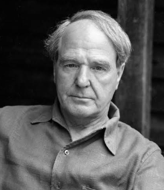 Henry Moore Kimdir ?