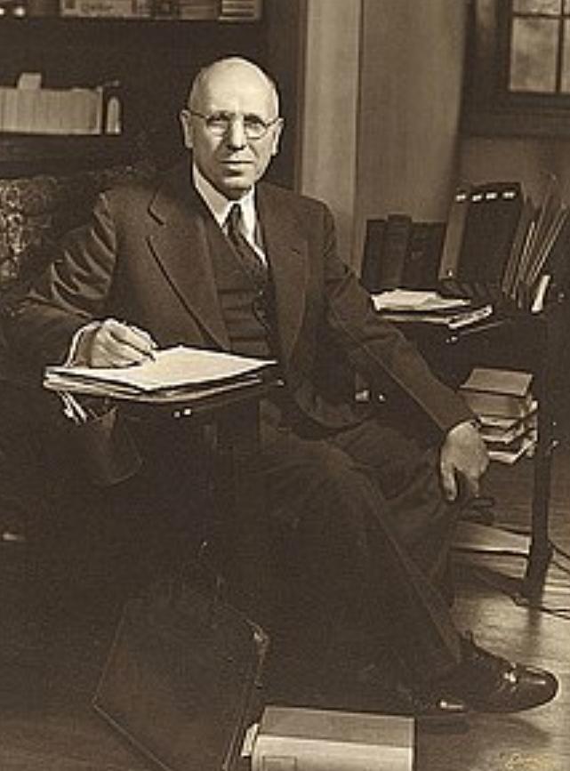 Douglas Southall Freeman Kimdir ?