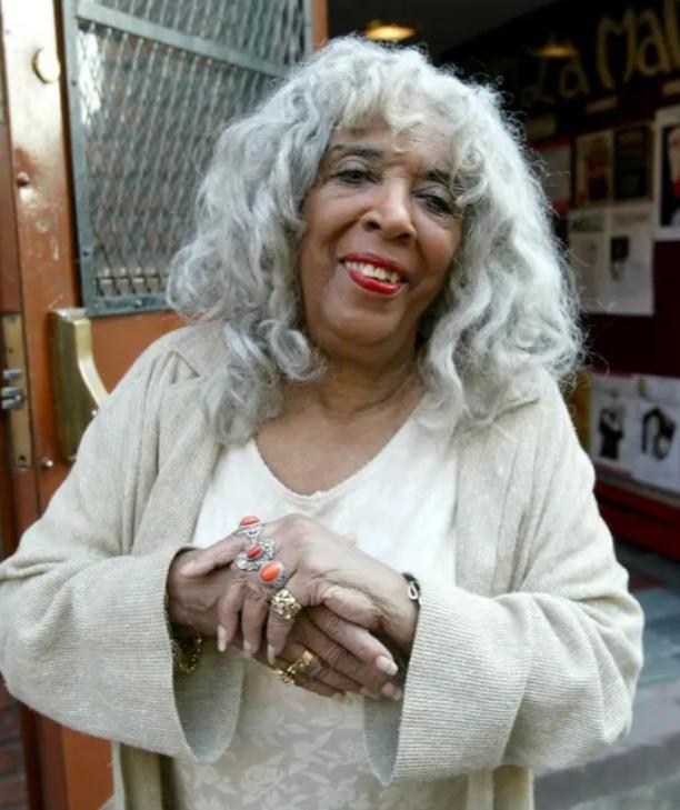 Ellen Stewart Kimdir ? Hayatı Ve Biyografisi  