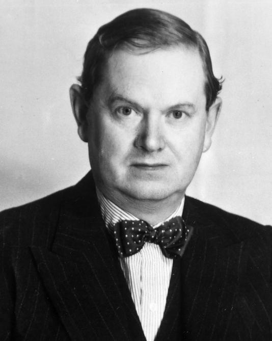 Evelyn Waugh Kimdir ? Hayatı Ve Biyografisi 