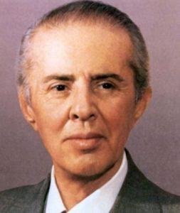 Enver Hoca biyografi Enver Hoca Kim