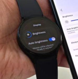 Galaxy Watch 5'inizde Ekran Parlaklığı Nasıl Ayarlanır?