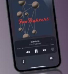 iPhone Kilit Ekranında Tam Ekran Müzik Çalar Nasıl Etkinleştirilir?(iOS 16)