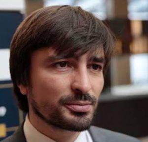 Mehmet Güllüoğlu Kim 