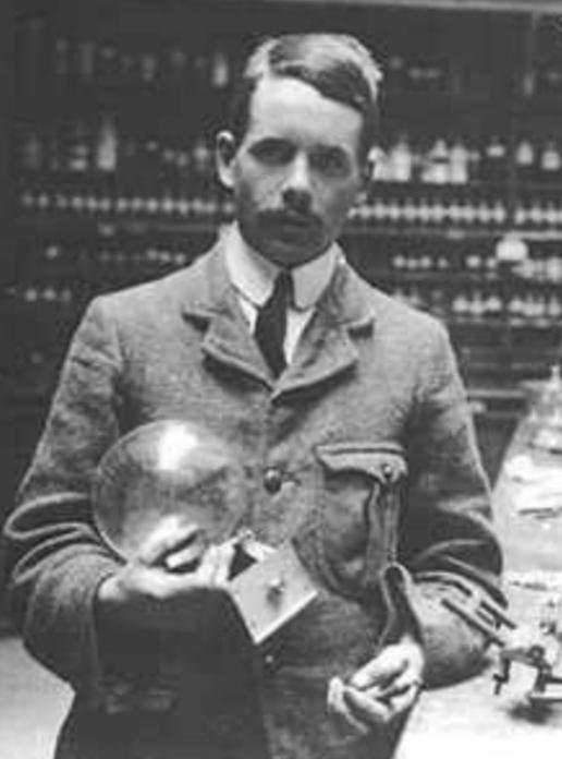 Henry Moseley Kimdir?