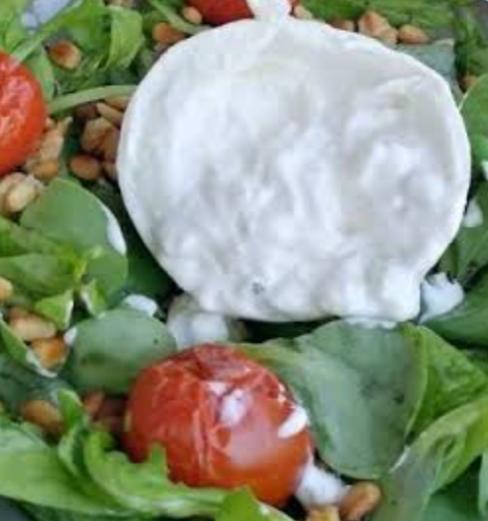 Burrata Peynirli Salata Tarifi, Nasıl Yapılır?