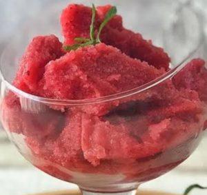 Çilekli Granita Tarifi 