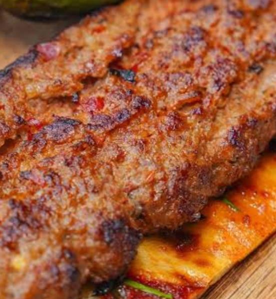 En İyi Basma Adana Kebap Nasıl Yapılır?