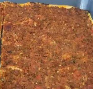 En İyi Tepsi Lahmacun Tarifi, Nasıl Yapılır?