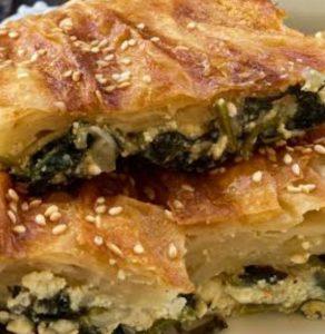 Selanik Usulü Ispanaklı Börek Tarifi : Nasıl Yapılır?