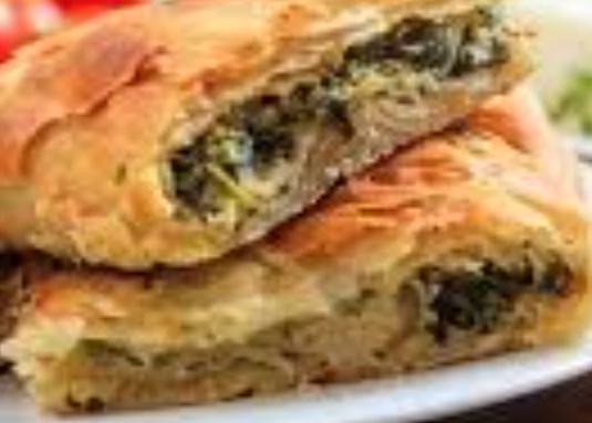 Selanik Usulü Ispanaklı Börek Tarifi : Nasıl Yapılır?