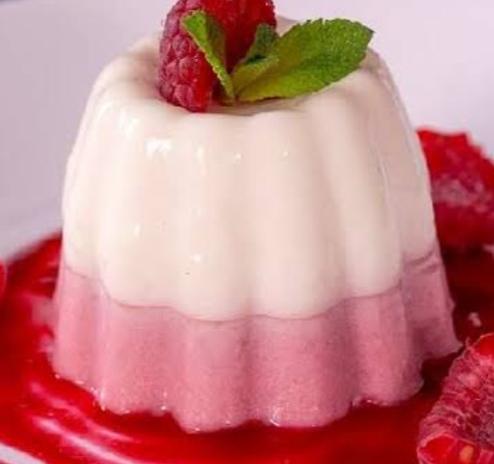 Böğürtlenli Panna Cotta Nasıl Yapılır?