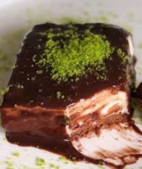 Çikolata Soslu Tatlı Tarifi lincheap.com blog