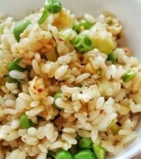 Yumurtalı Pilav Nasıl Yapılır?