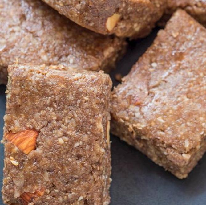 Bademli Kayısı Bar Tarifi lincheap.com blog